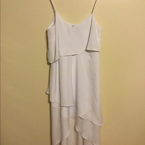 BCBG Paris Dresses & Skirts - BCBG Paris white sleeveless layered dress